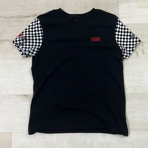 Vans T-shirt. Embroidered vans logo. Checkered sleeves with roses.